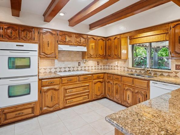2216  Tamarisk Lane , Plano Texas 75023