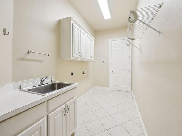 705  Shannon Court , Keller Texas 76248