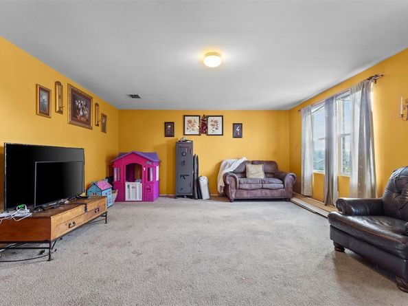 1034  Hollow Oak Road , Lancaster Texas 75134