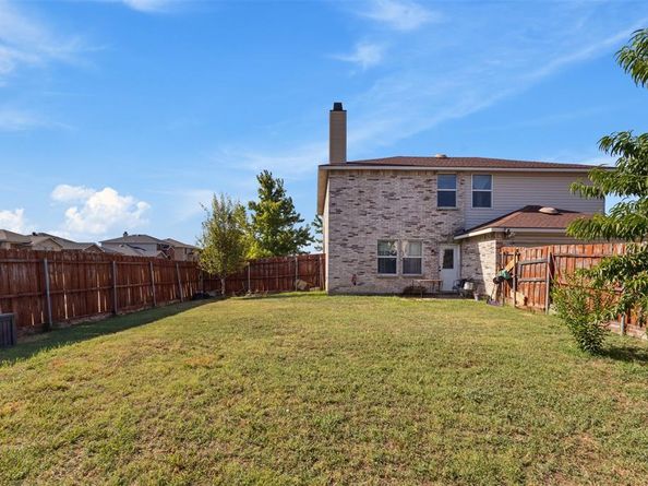 1034  Hollow Oak Road , Lancaster Texas 75134