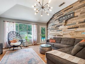 3213  Como Lake Road , Denton Texas 76210