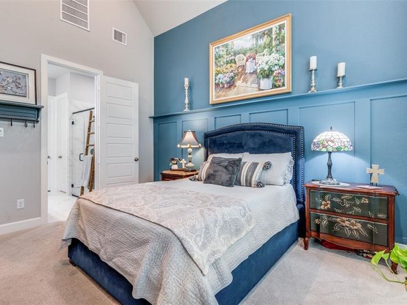 2062  White Grove Drive , Dallas Texas 75228