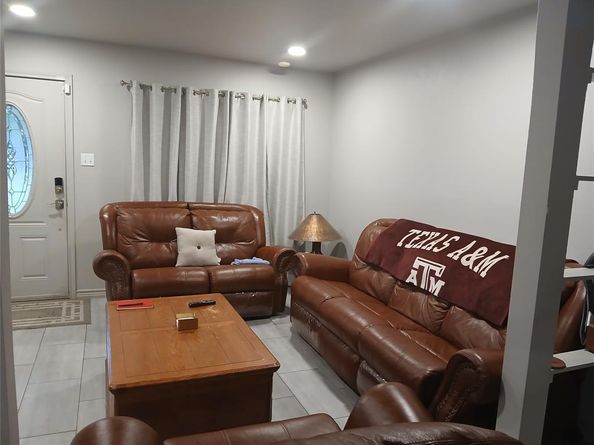 2507 S Fielder Road , Arlington Texas 76015