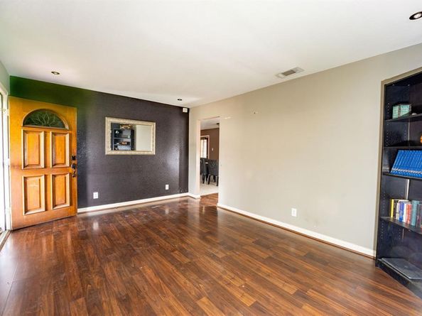 4105  Texas Drive , Dallas Texas 75211