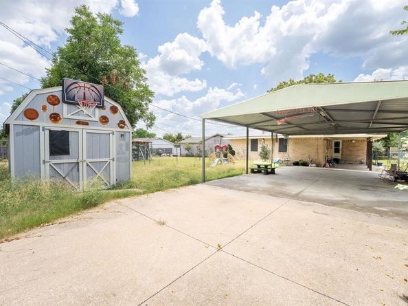 4105  Texas Drive , Dallas Texas 75211