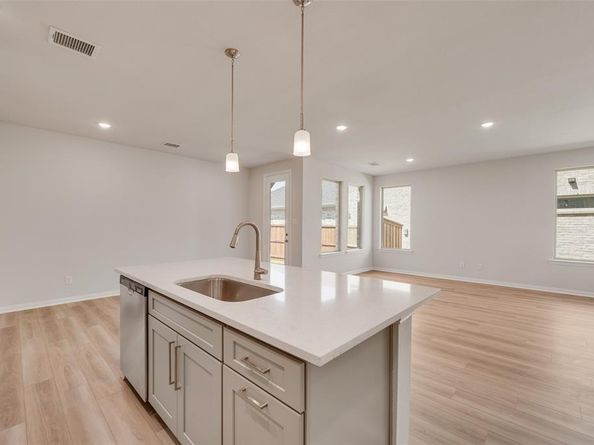 3113  Buckeye Street , Celina Texas 75009