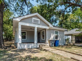 3607  Metropolitan Avenue 