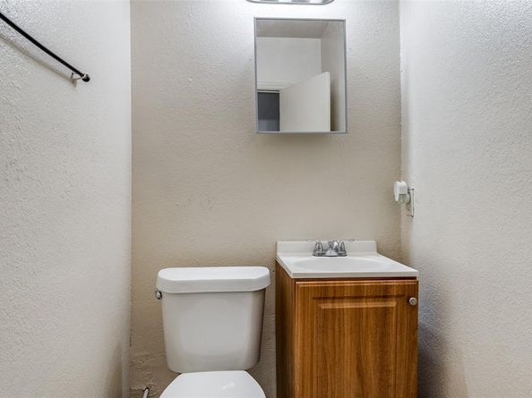 3607  Metropolitan Avenue , Dallas Texas 75210