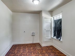 3607  Metropolitan Avenue , Dallas Texas 75210