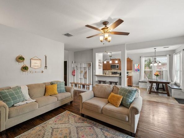 12013  Rowsley Lane , Burleson Texas 76028
