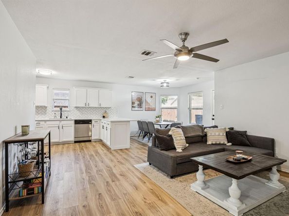 9904  Laurel Cherry Drive , McKinney Texas 75072