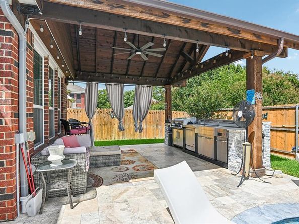 4556  Durrand Drive , Grand Prairie Texas 75052