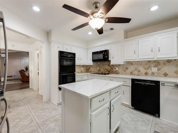 1401  Surrey Court , Garland Texas 75043