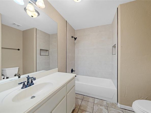 2723  Prairie Acres Cove , Cedar Hill Texas 75104