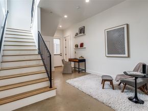 2124  Lovedale Avenue  101, Dallas Texas 75235