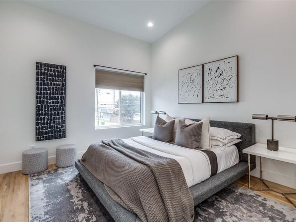 2124  Lovedale Avenue  101, Dallas Texas 75235