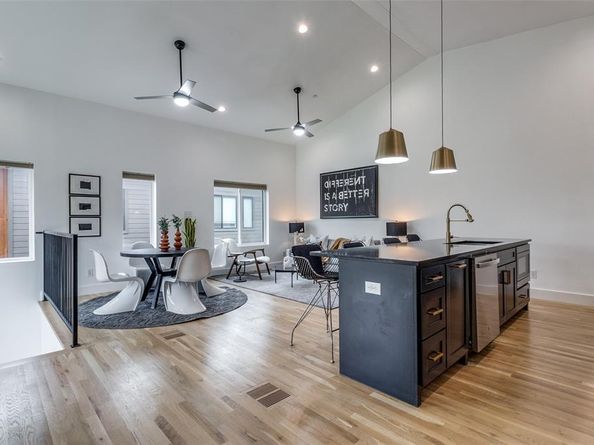 2124  Lovedale Avenue  101, Dallas Texas 75235