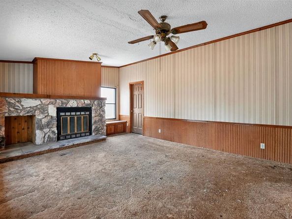 1569  Stanford Court , Denton Texas 76210