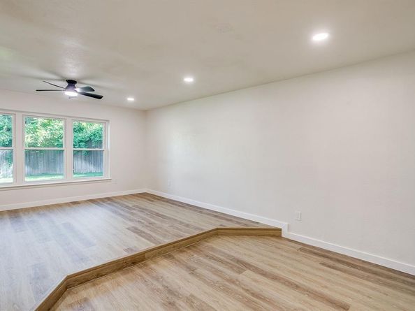 6604  Ems Court , Fort Worth Texas 76116