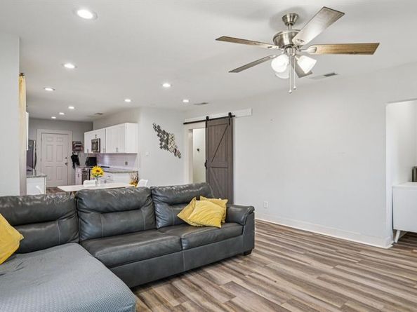 2901  Mt Vernon Avenue , Fort Worth Texas 76103