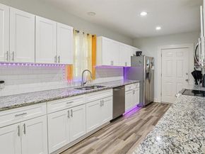 2901  Mt Vernon Avenue , Fort Worth Texas 76103