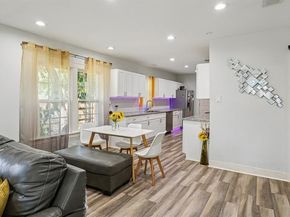 2901  Mt Vernon Avenue , Fort Worth Texas 76103