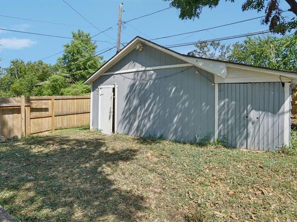 2901  Mt Vernon Avenue , Fort Worth Texas 76103