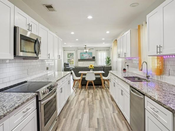2901  Mt Vernon Avenue , Fort Worth Texas 76103