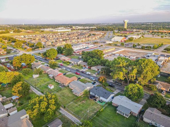 1209  Shorecrest Drive , Garland Texas 75040