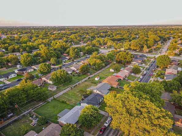 1209  Shorecrest Drive , Garland Texas 75040