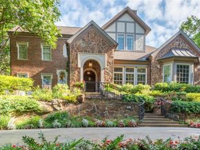 6843  Lakewood Boulevard , Dallas Texas 75214