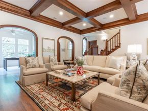 6843  Lakewood Boulevard , Dallas Texas 75214