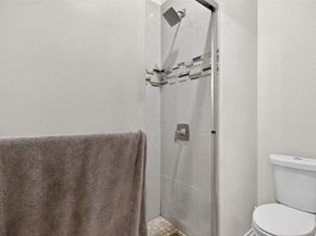 6  BROOK ARBOR Court , Mansfield Texas 76063
