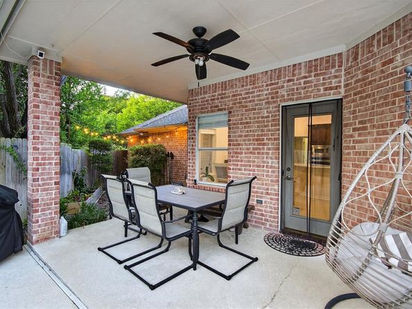 6  BROOK ARBOR Court , Mansfield Texas 76063