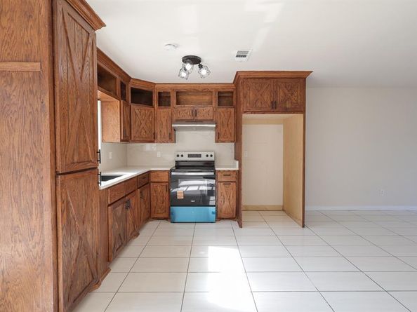 7213  Autumn Run Drive , Forest Hill Texas 76140