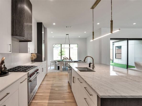 6923  Inverness Lane , Dallas Texas 75214