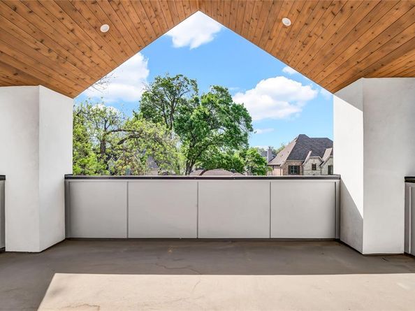 6923  Inverness Lane , Dallas Texas 75214