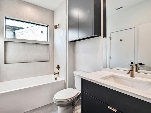 6923  Inverness Lane , Dallas Texas 75214