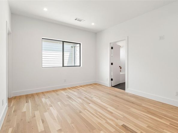 6923  Inverness Lane , Dallas Texas 75214
