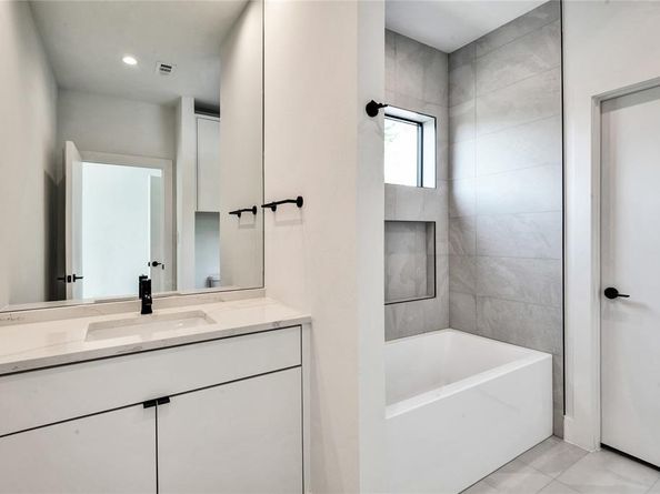 6923  Inverness Lane , Dallas Texas 75214