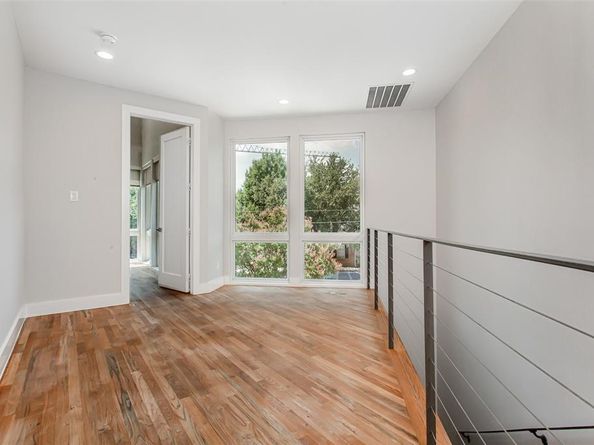 2228  Madera Street , Dallas Texas 75206