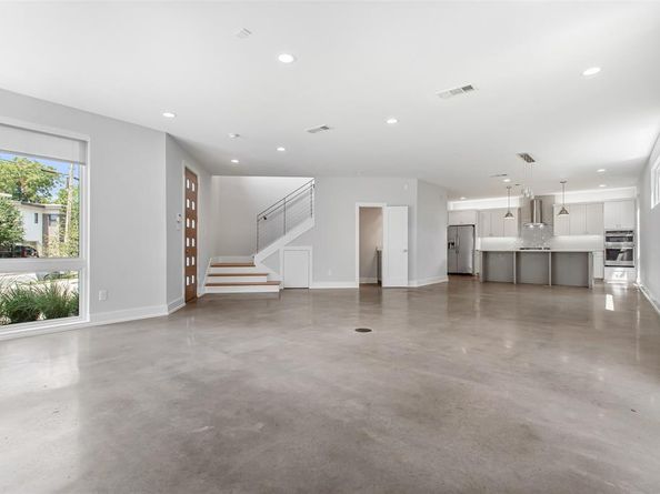 2228  Madera Street , Dallas Texas 75206