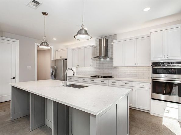 2228  Madera Street , Dallas Texas 75206