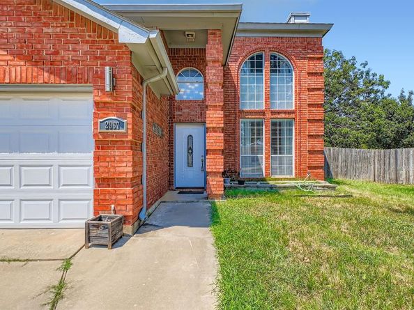 2967  Danube Court , Fort Worth Texas 76118