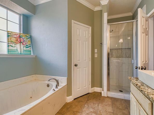 2967  Danube Court , Fort Worth Texas 76118