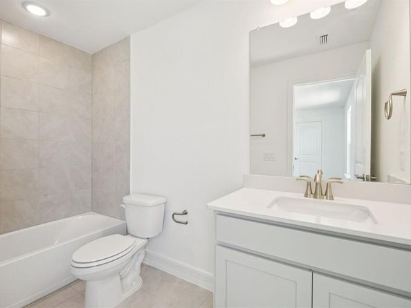 8724  Tallwood Lane , Justin Texas 76247