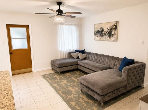 1609  Bradford Place , Fort Worth Texas 76112