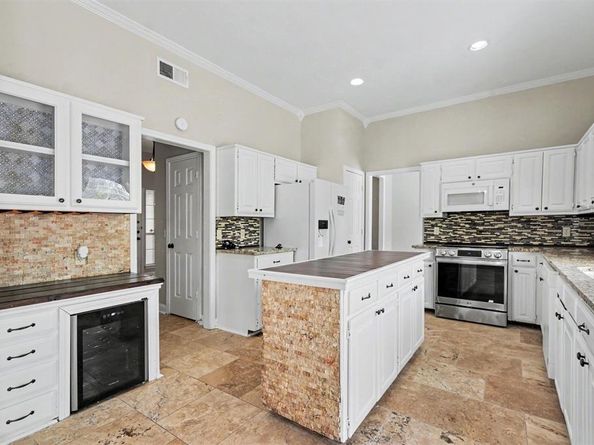 3711  Penny Lane , Carrollton Texas 75007