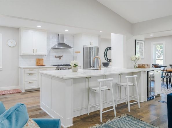 6112 E Lovers Lane , Dallas Texas 75214