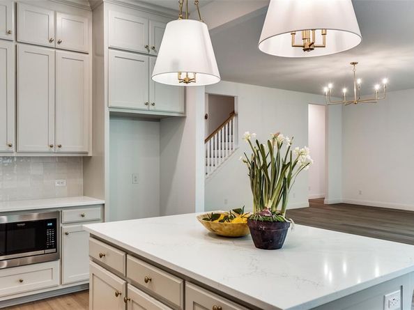 622  Sterling Court , Benbrook Texas 76126